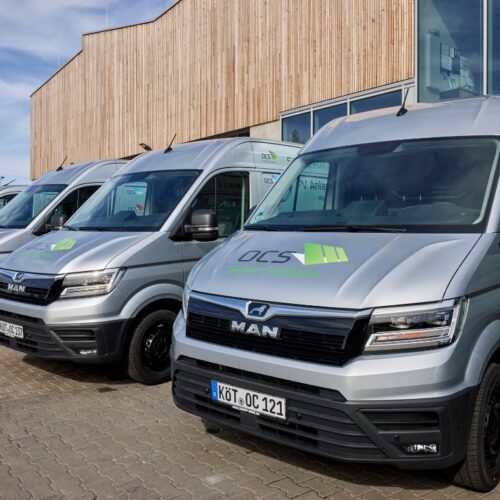Fuhrpark mit neuen Autos der Firma OCS Solar Systeme GmbH